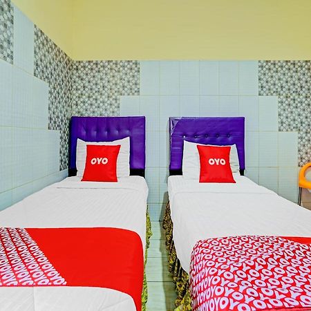 Oyo 90238 Hotel Nusantara Cirebon Exteriör bild