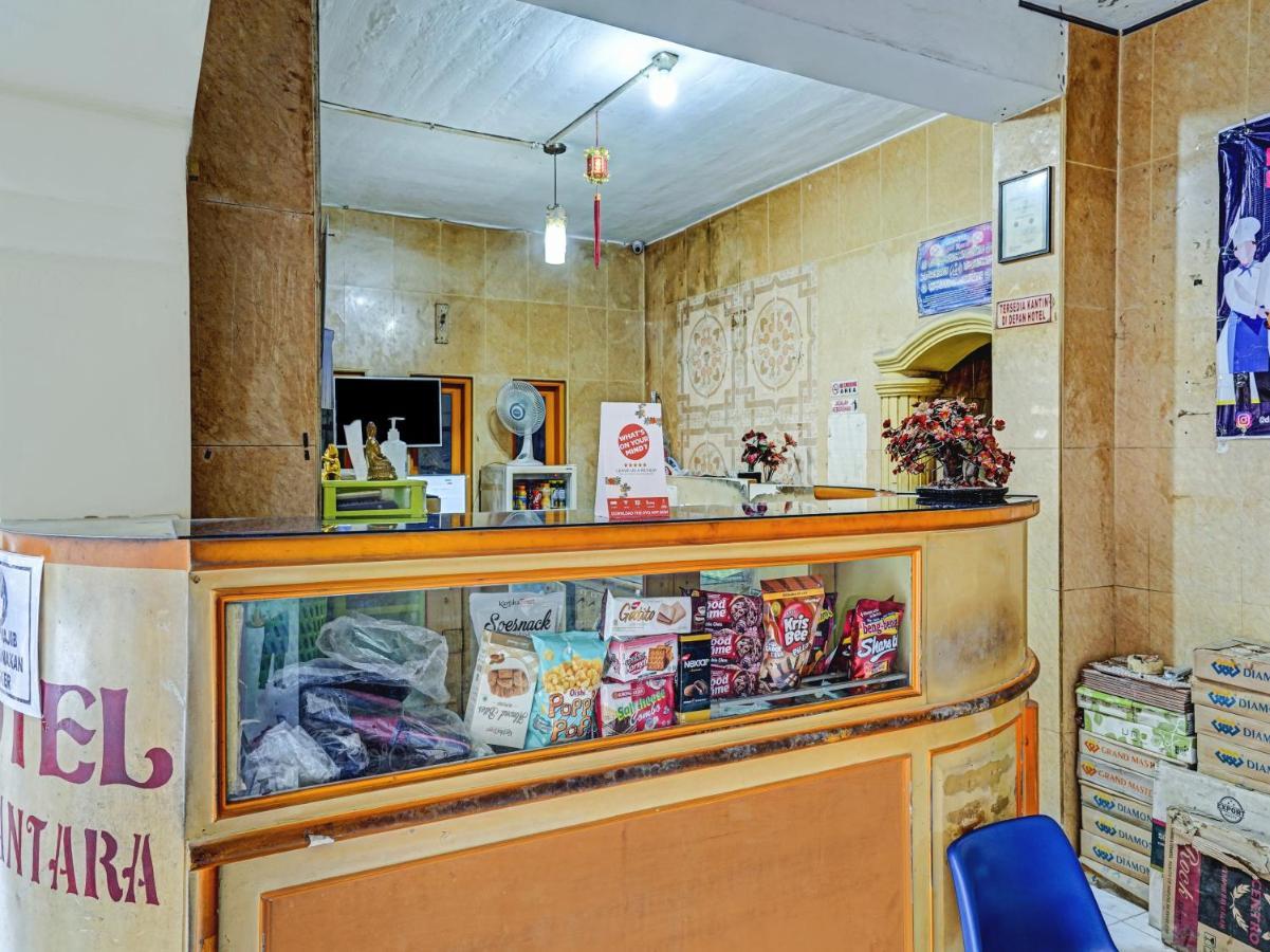 Oyo 90238 Hotel Nusantara Cirebon Exteriör bild