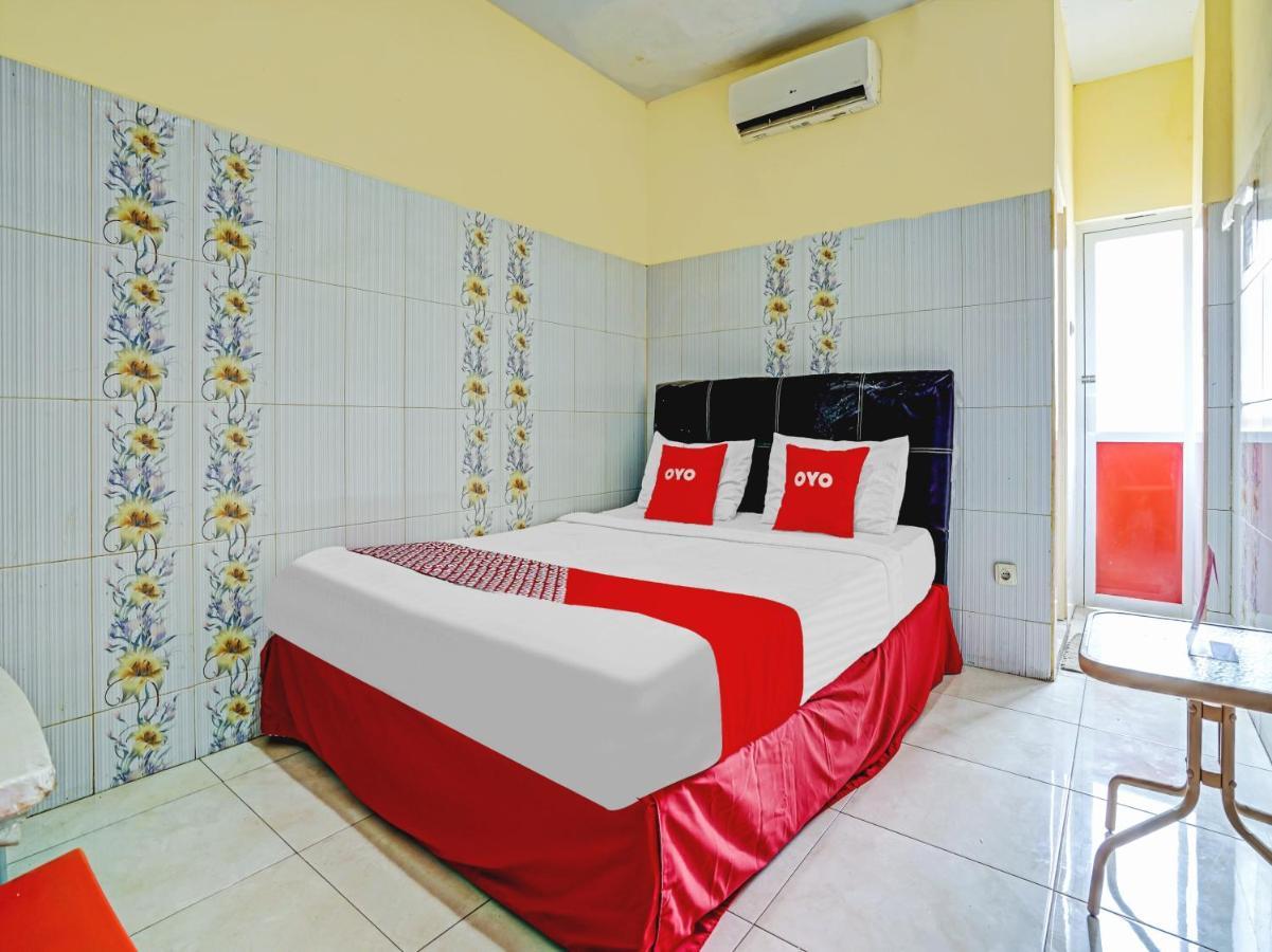 Oyo 90238 Hotel Nusantara Cirebon Exteriör bild