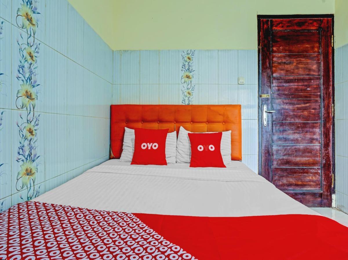 Oyo 90238 Hotel Nusantara Cirebon Exteriör bild
